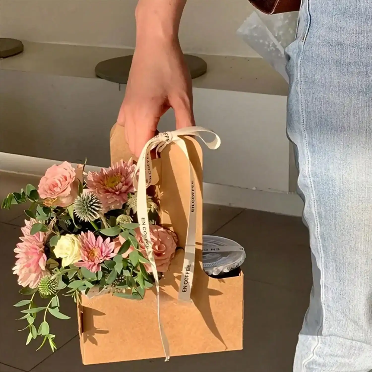 Kraftpapier Bloemboeket Cadeau - Wedding Hampers recensie en prijs