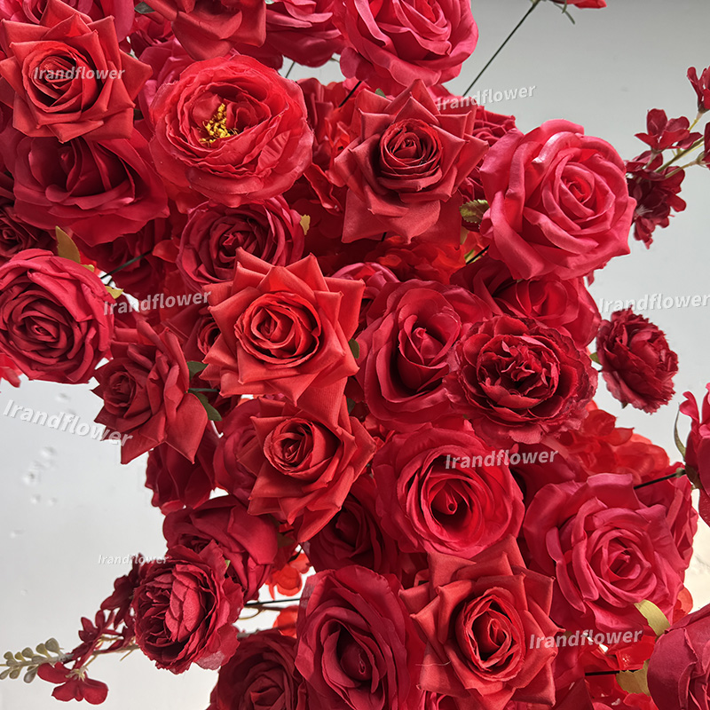 Rode hartvormige kunstbloemen  - Wedding Arch Flower recensie en prijs
