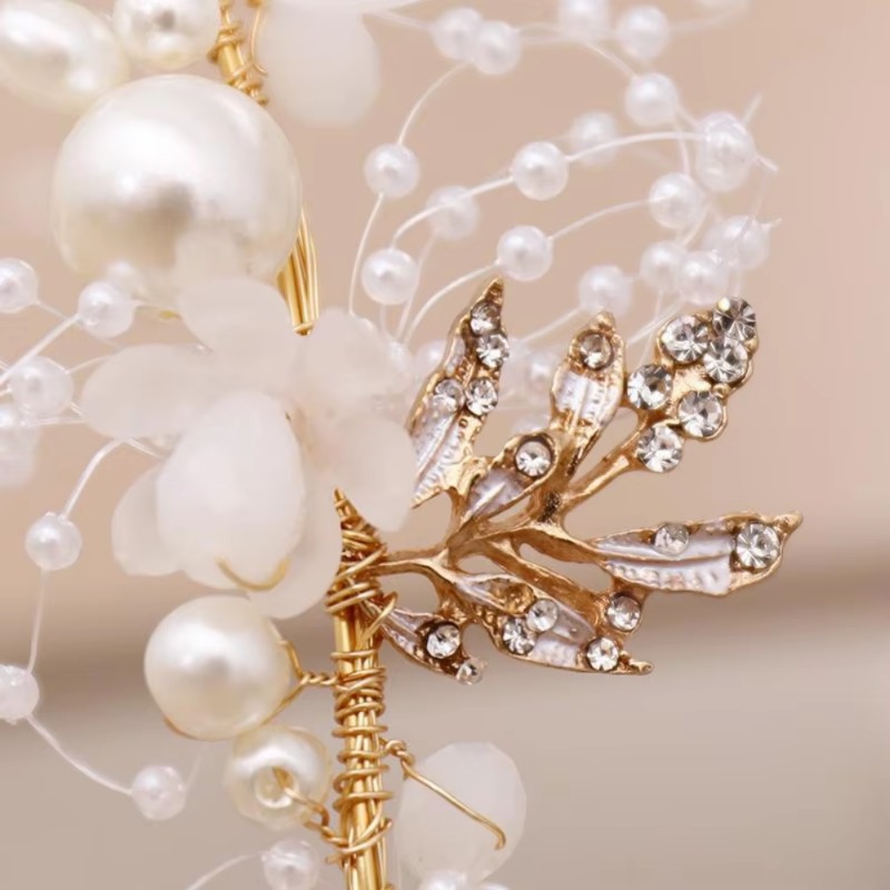 Schattige prinsessenkroon hoof - Wedding Arch Flower recensie en prijs