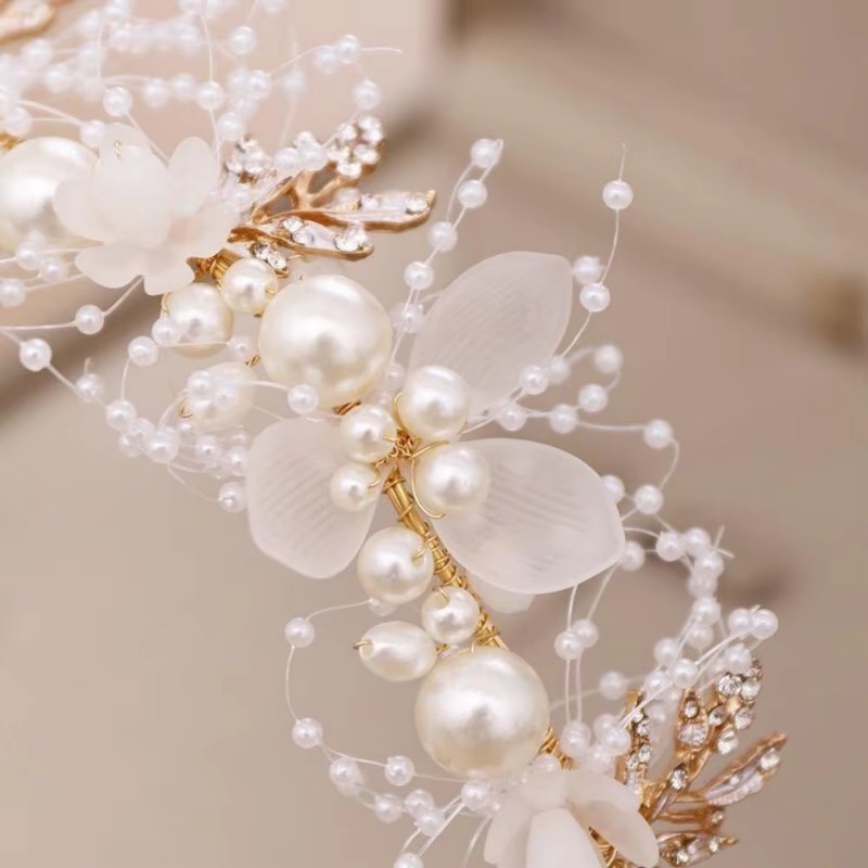Schattige prinsessenkroon hoof - Wedding Arch Flower recensie en prijs